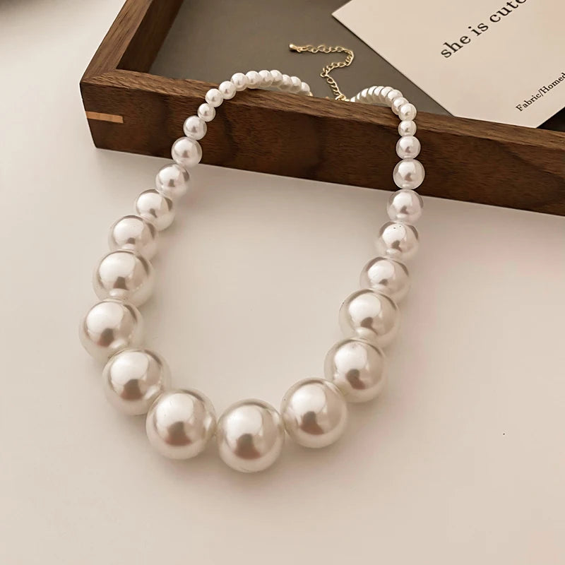 Vintage Gradient Pearl Necklace
