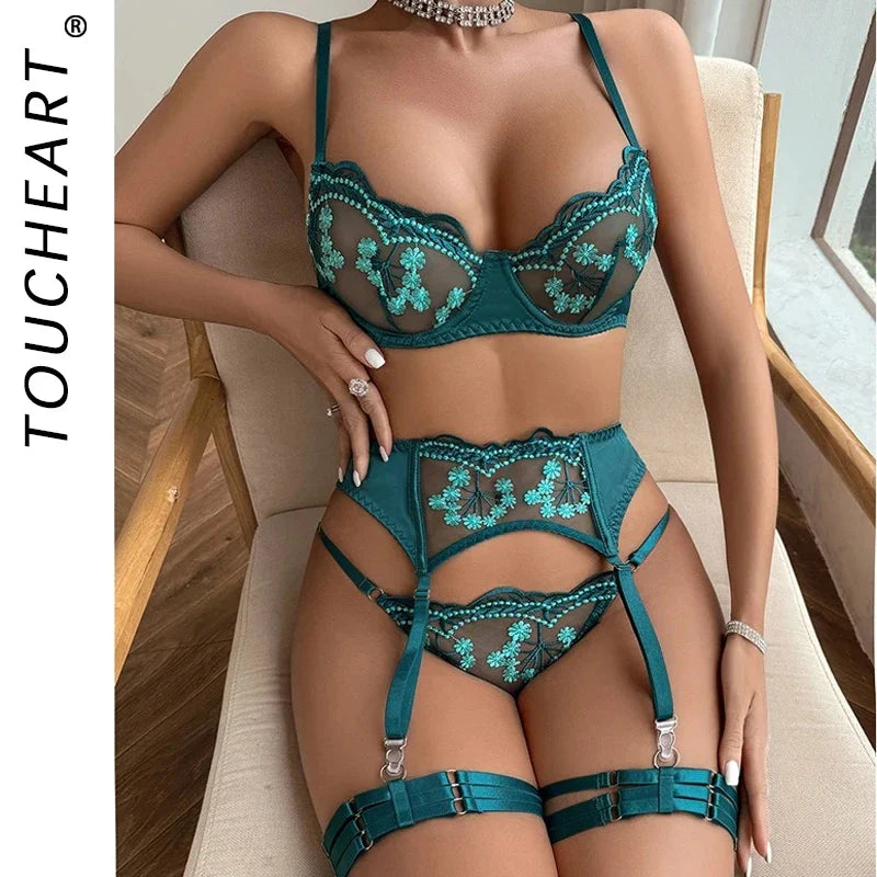 Toucheart 4-Piece Lace Lingerie Set