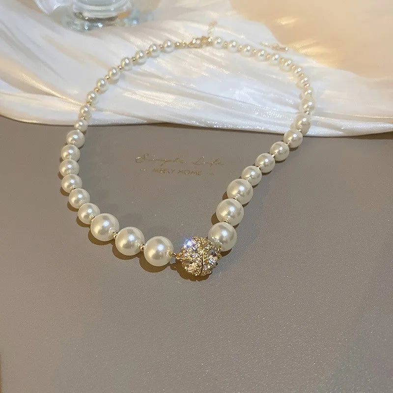 Vintage Gradient Pearl Necklace