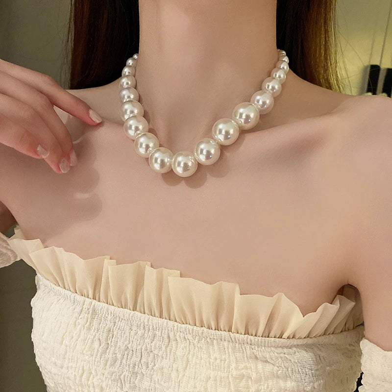 Vintage Gradient Pearl Necklace