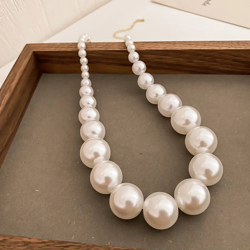 Vintage Gradient Pearl Necklace